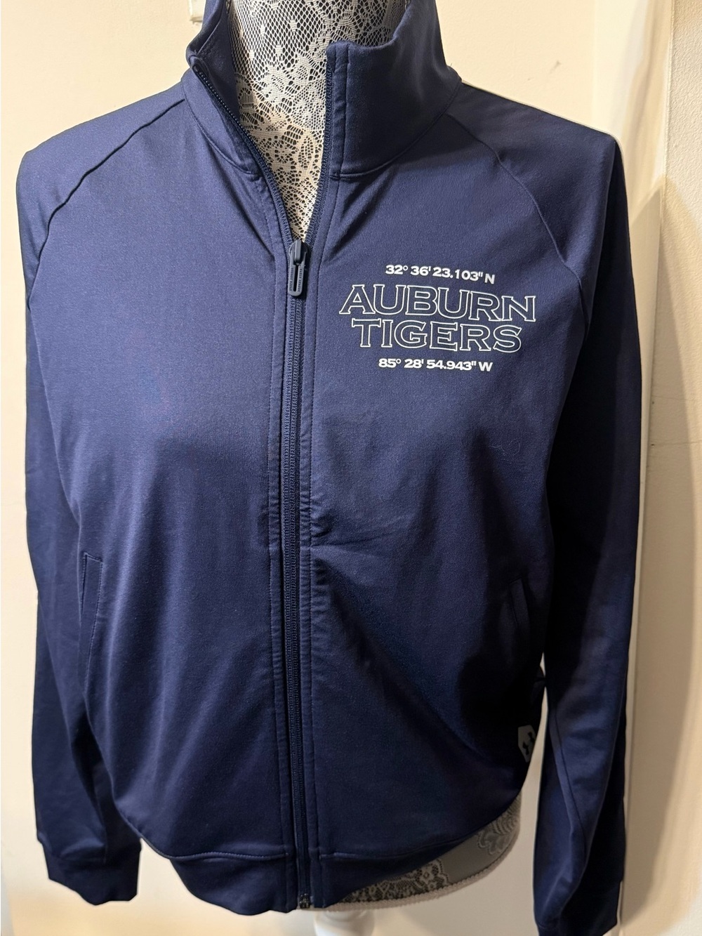 Auburn Tigers Under Armour Celliant Navy Jacket Women's War Eagles Size Small